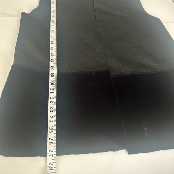 ITALIAN VEST FAUX LEATHER FAUX FUR BLACK - Picture 9 of 9